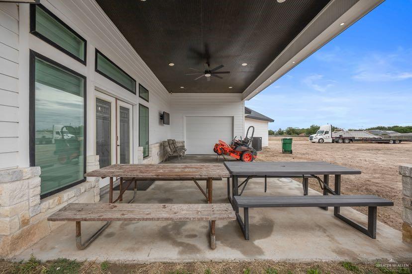 Photo 17 of 411 Silver-Spur Drive
