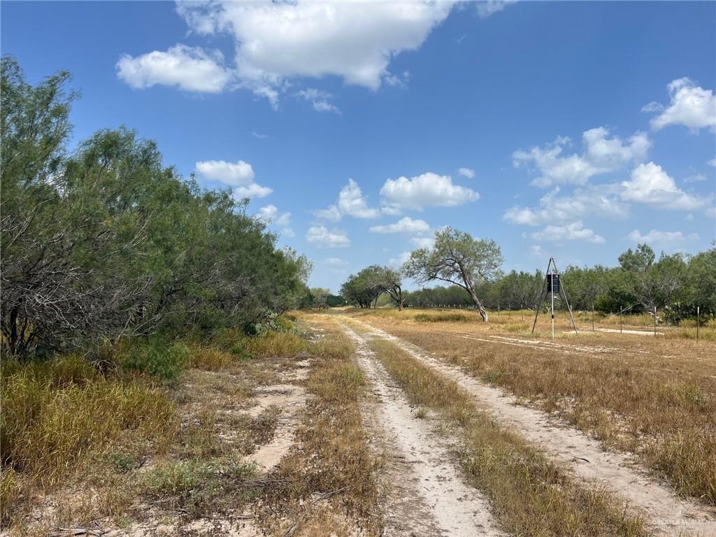 Photo 11 of 47 Mirasoles Road