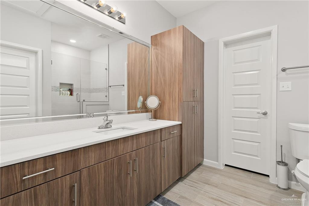 Photo 10 of 401 Peabody Avenue #1