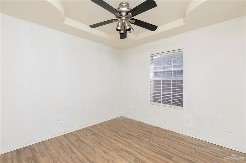 Photo 8 of 4918 47th Lane