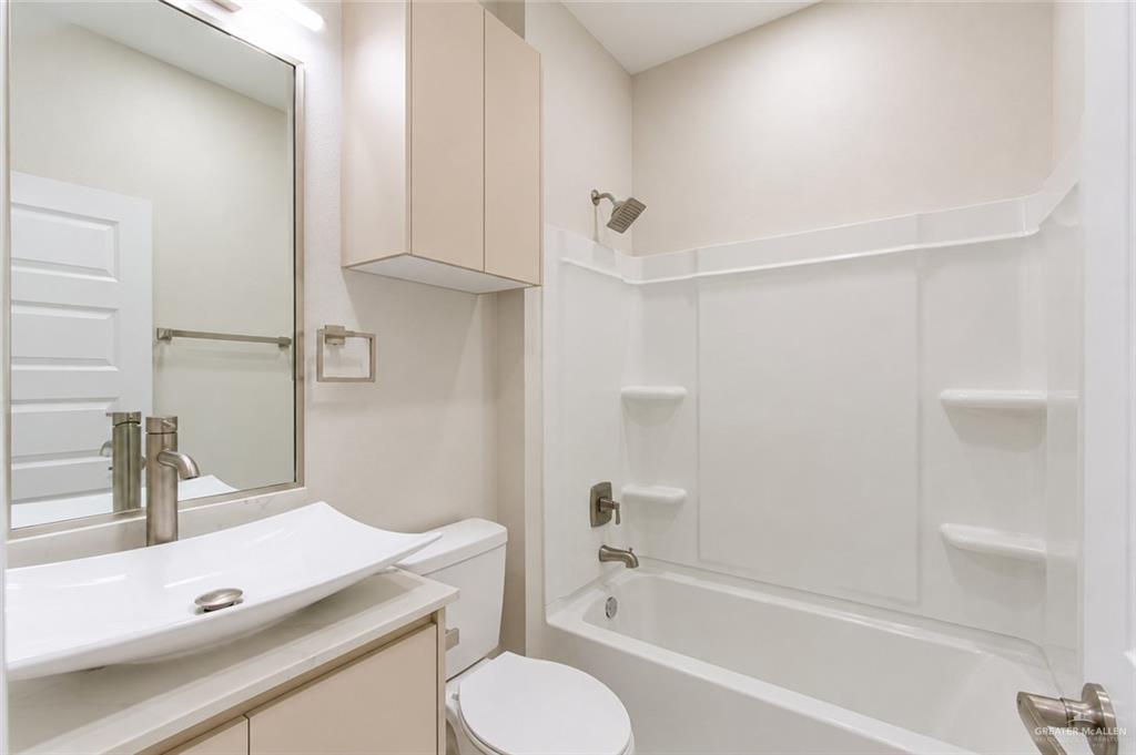 Photo 9 of 4224 Hummingbird Avenue #82A