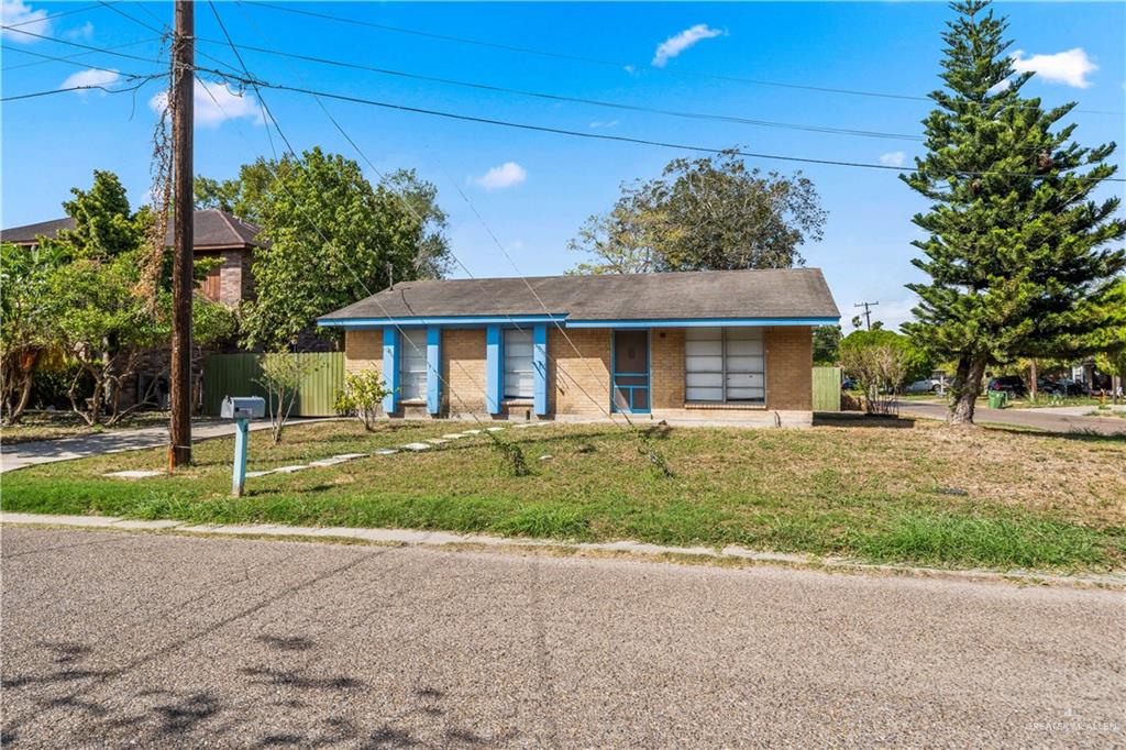 Single Family home at 4 Calle Princesa, Brownsville, Texas