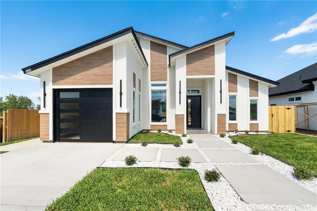 Photo 1 of 505 Freedom Way, Weslaco