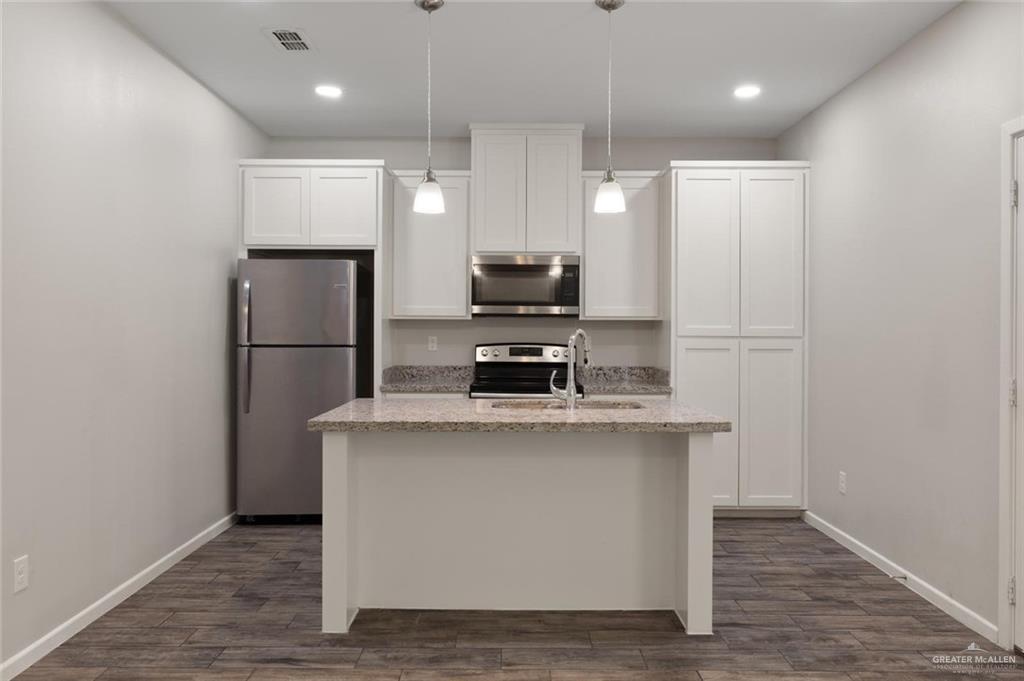 Photo 6 of 5709 Sandpiper Avenue #4