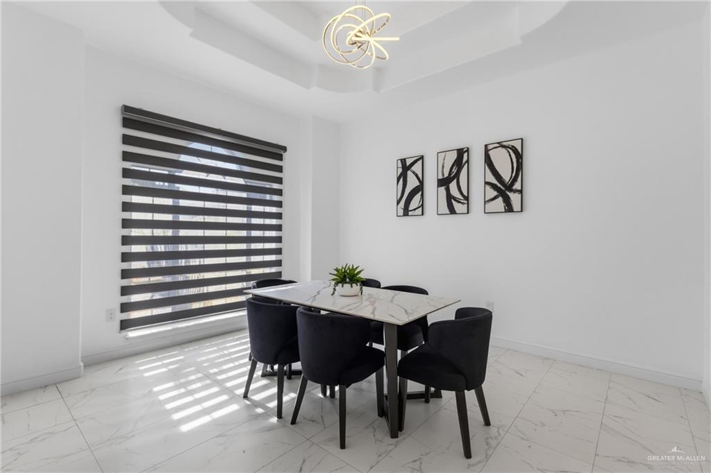 Photo 6 of 1210 El Presidente Avenue