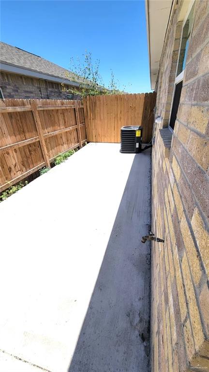 Photo 10 of 5007 Hiawatha Drive #3