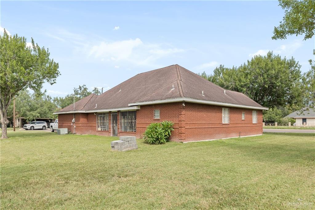 Photo 9 of 2218 Tangelo Avenue