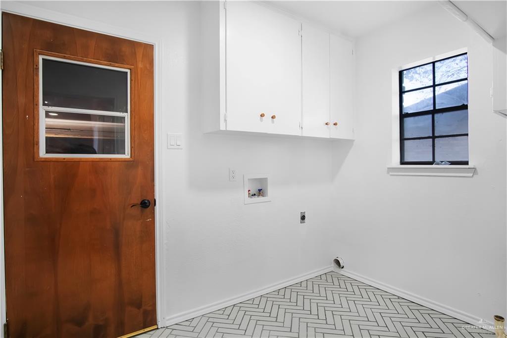 Photo 15 of 500 Kerria Avenue