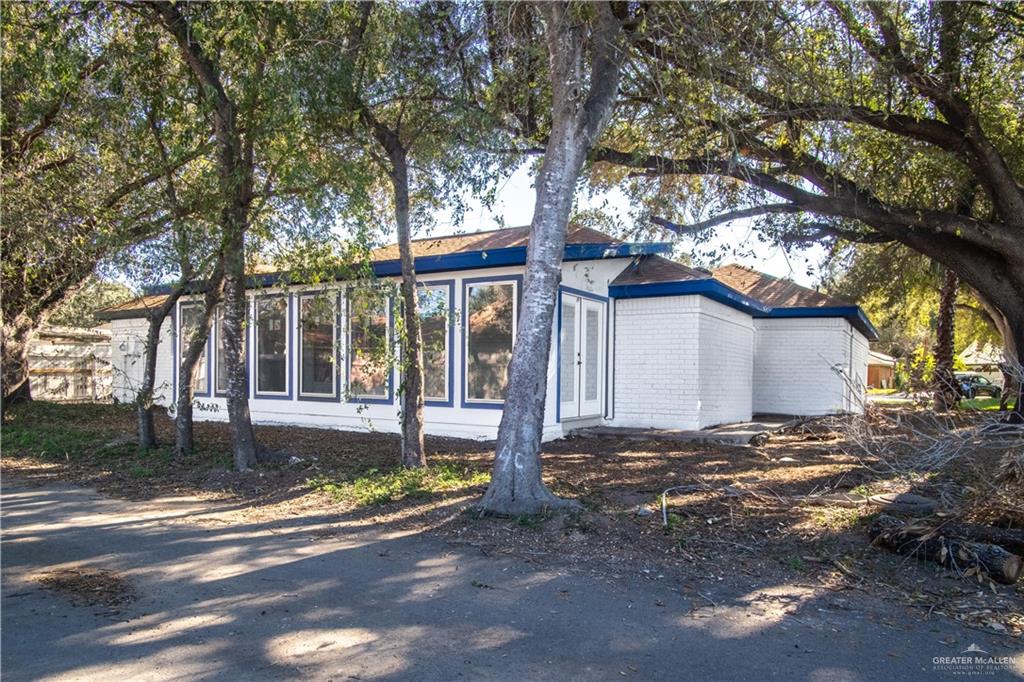 Photo 4 of 500 Kerria Avenue