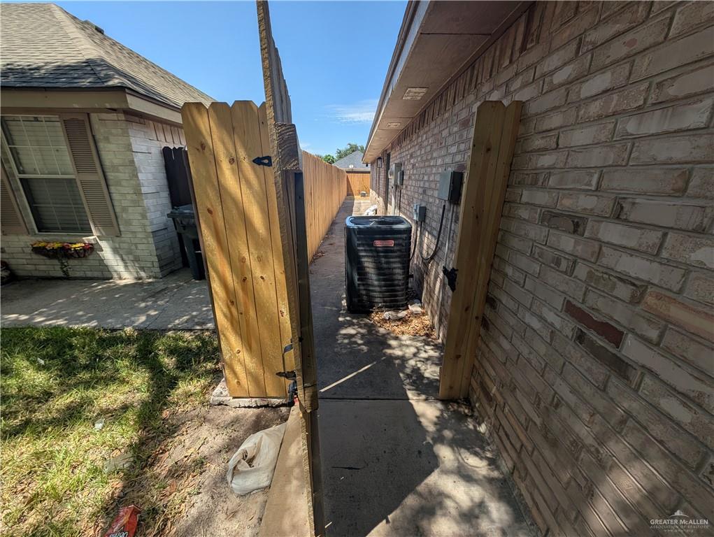 Photo 16 of 2003 La Cantera Street #A