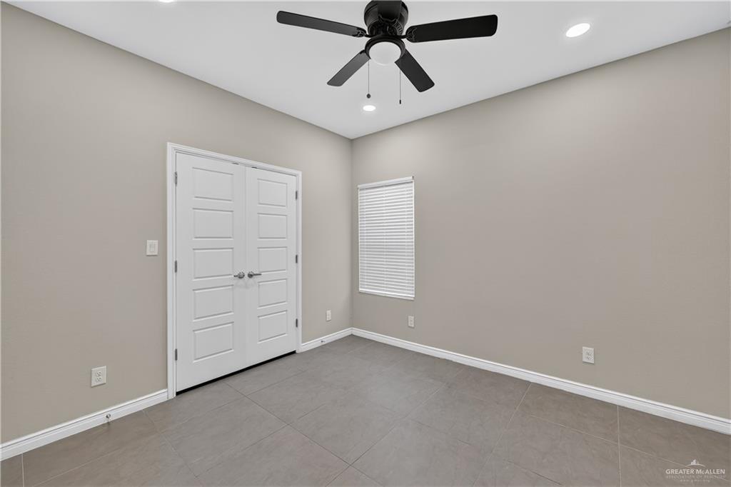 Photo 13 of 5601 Puffin Avenue