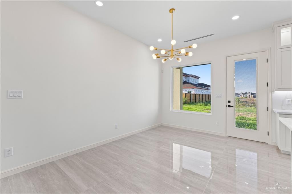 Photo 5 of 3007 Retama Street