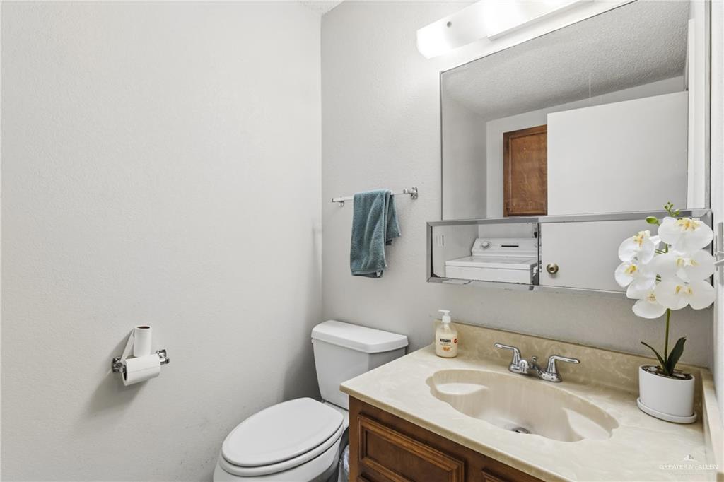 Photo 10 of 1500 Evergreen Avenue #26
