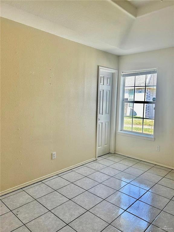 Photo 12 of 604 Logan Drive #4