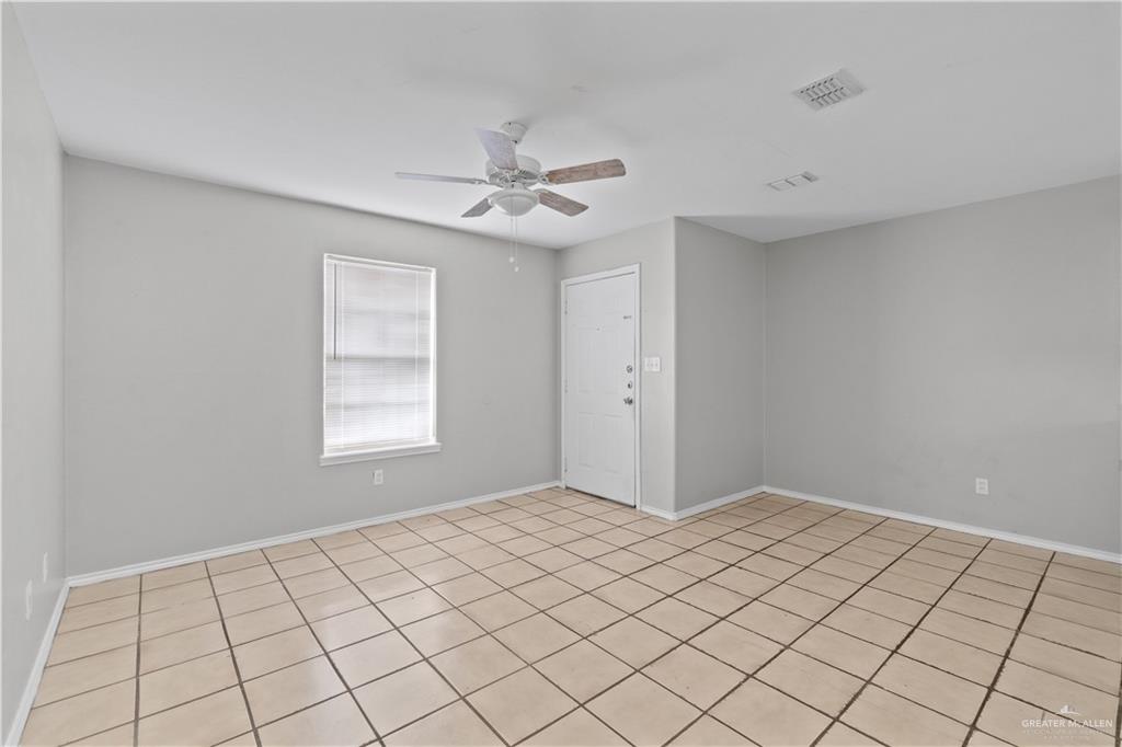 Photo 2 of 2405 Hibiscus Avenue