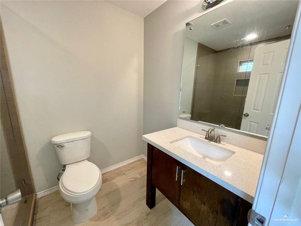 Photo 5 of 2802 Primrose Avenue #3