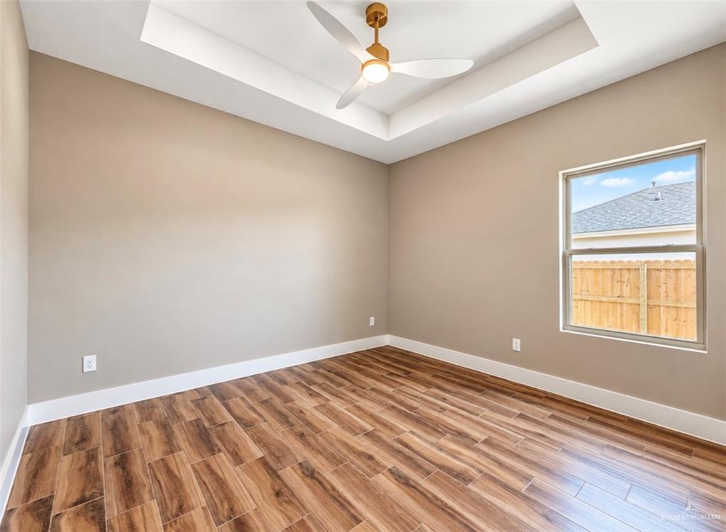 Photo 18 of 906 38th Street