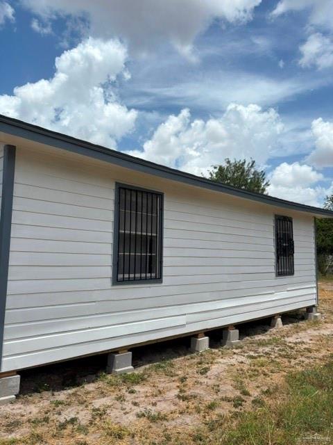 Photo 2 of 518 Cantu Street