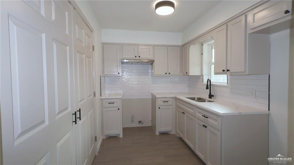 Photo 8 of 807 21st Avenue