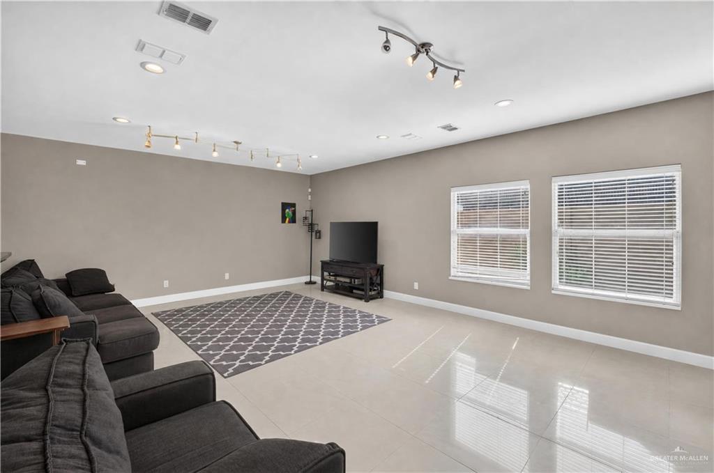 Photo 10 of 400 9th Street