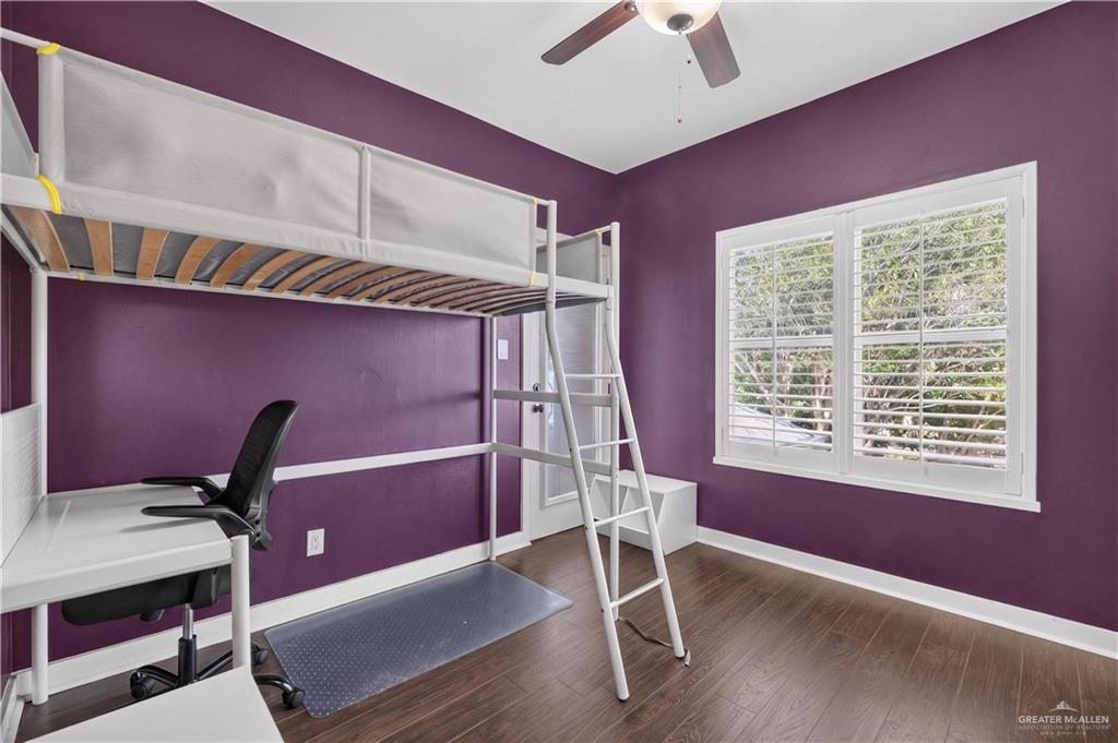 Photo 21 of 400 9th Street