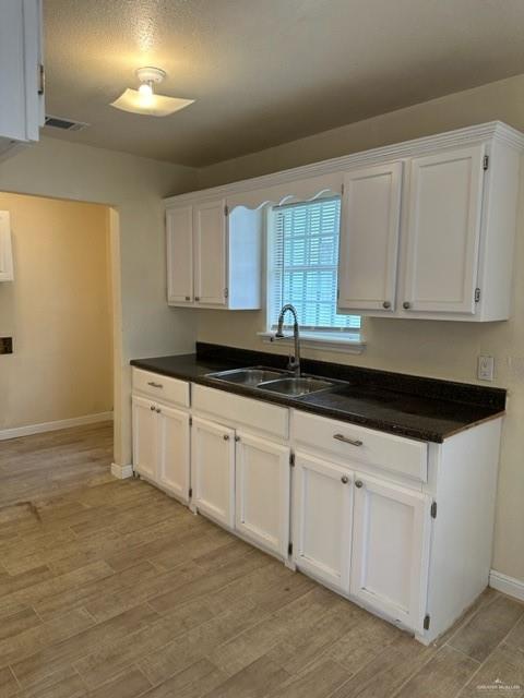 Photo 3 of 3905 Tagle Street
