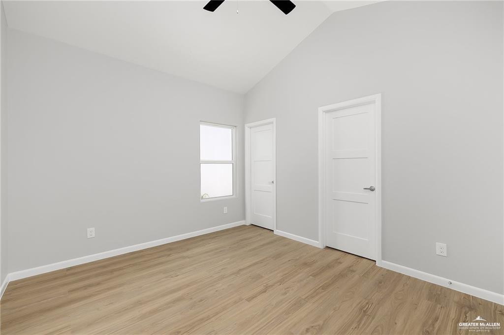 Photo 11 of 2700 Mockingbird Road #1