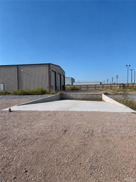 Photo 5 of 109 Zavala Avenue
