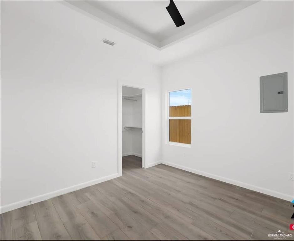Photo 7 of 1301 Iris Avenue #4