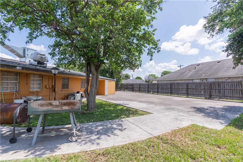 Photo 22 of 901 Cage Boulevard