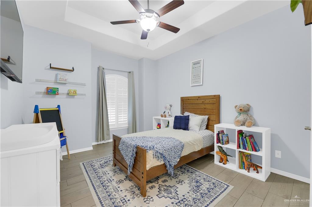 Photo 16 of 1760 Pamplona Street