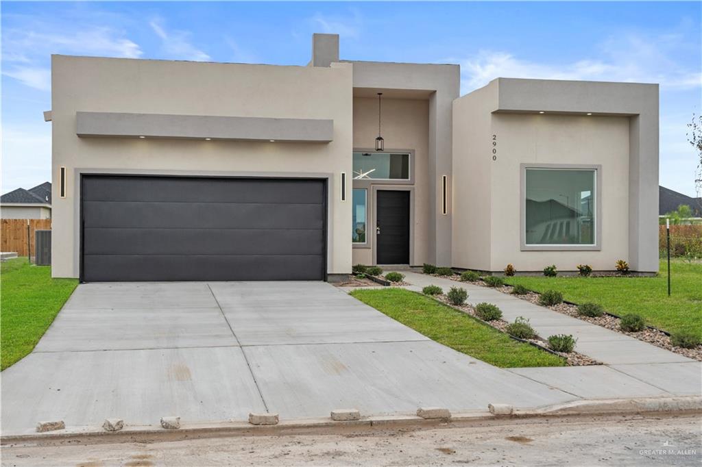 Photo 2 of 2900 Retama Avenue