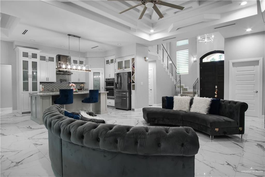 Photo 4 of 1507 Stonegate Drive