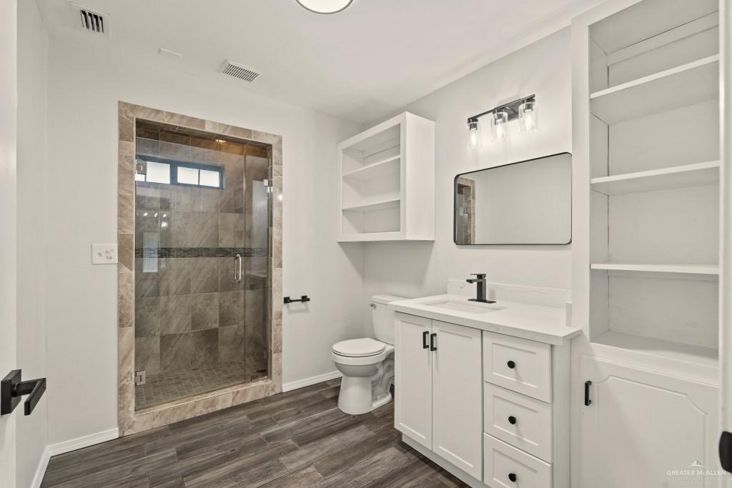 Photo 17 of 413 Los Cerritos Circle