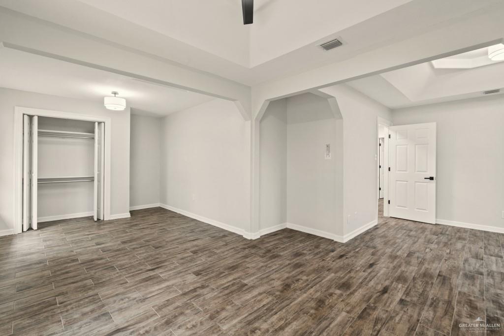 Photo 19 of 413 Los Cerritos Circle
