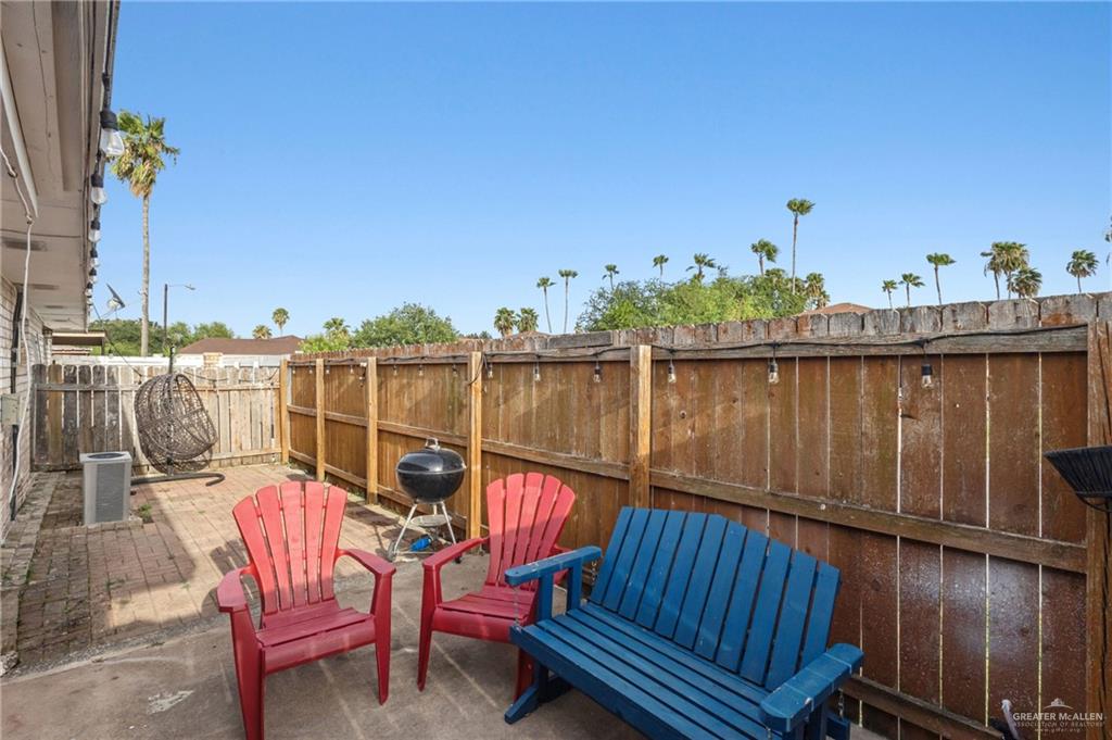 Photo 18 of 608 Iris Avenue