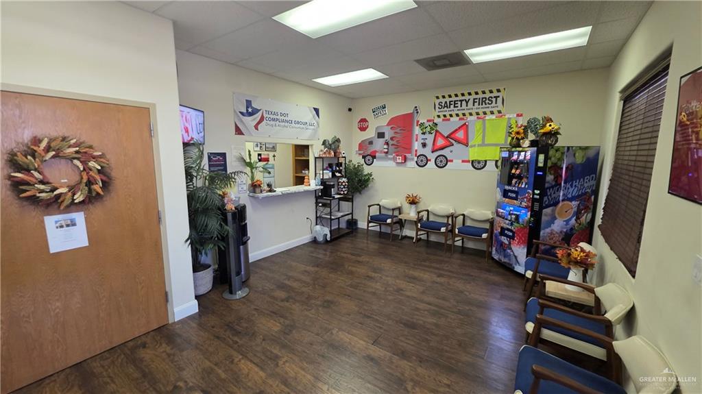 Photo 5 of 524 Closner Boulevard
