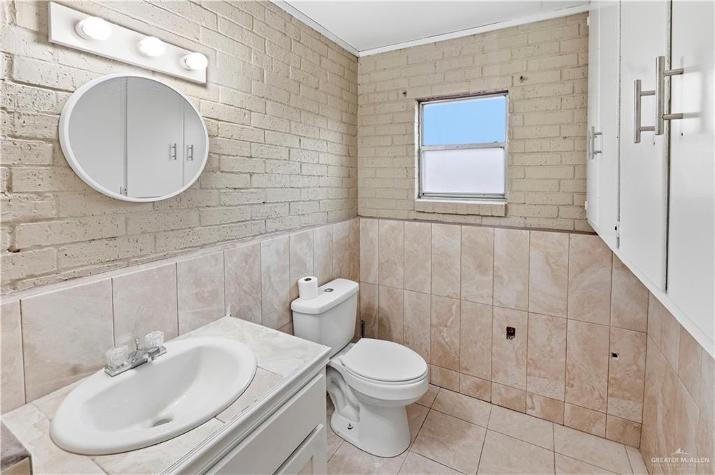Photo 12 of 307 Cox Street