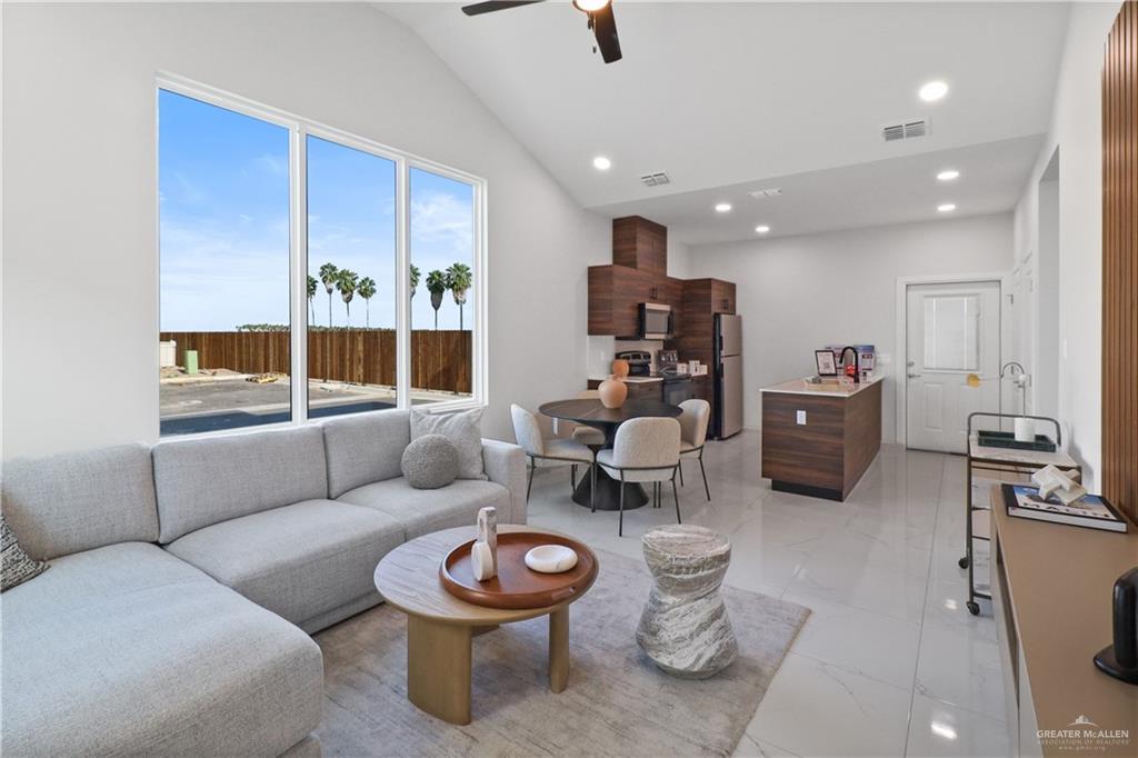 Photo 1 of 501 Coves Lane #2, Weslaco