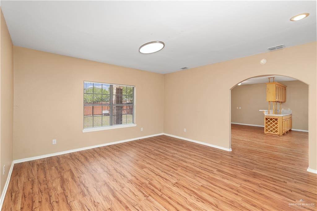 Photo 9 of 305 H Street