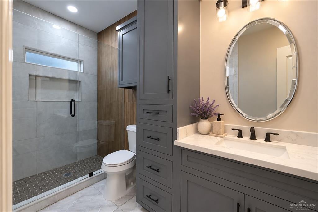Photo 9 of 702 Sonny Drive