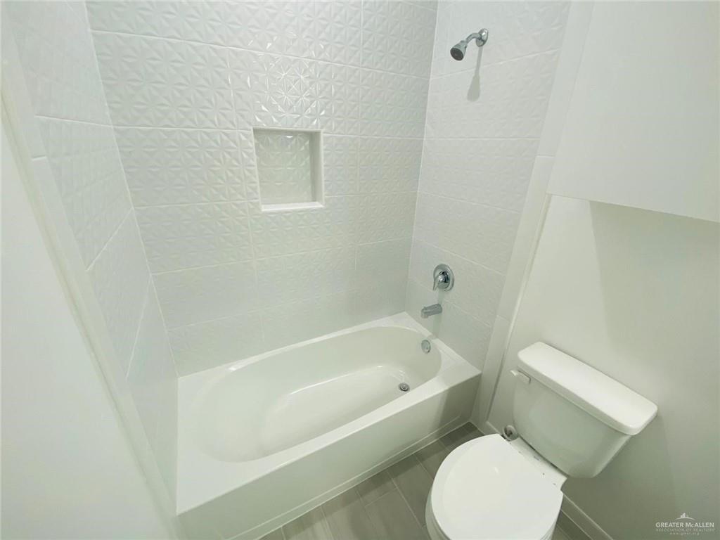 Photo 6 of 1625 Marlin Street #3