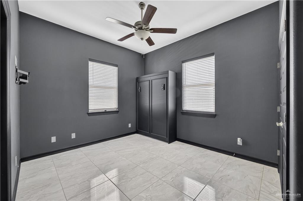 Photo 10 of 806 Seminole Avenue
