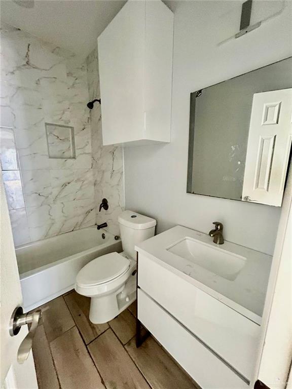 Photo 15 of 825 Missouri Street #2