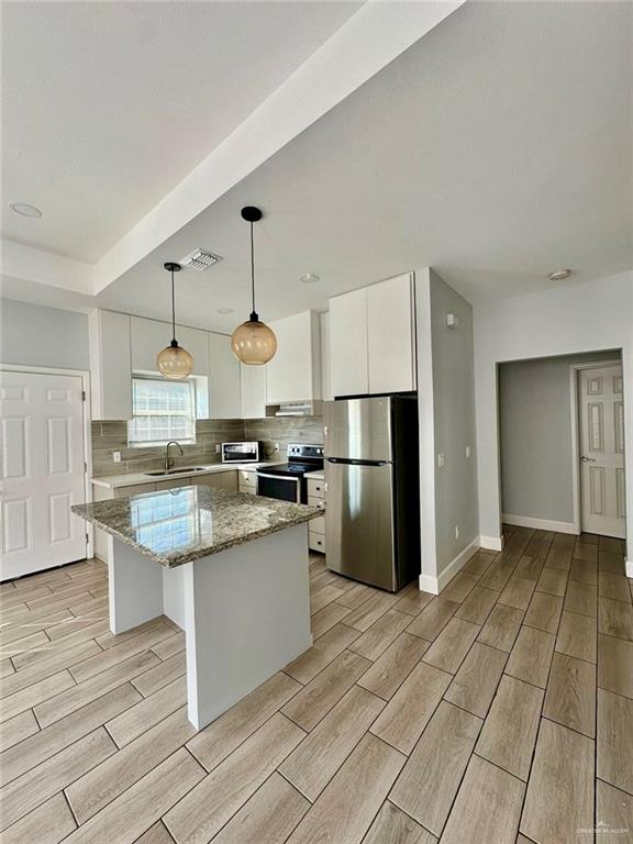 Photo 9 of 825 Missouri Street #2