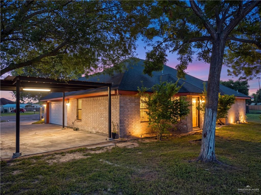 Photo 16 of 5707 El Bosque Drive