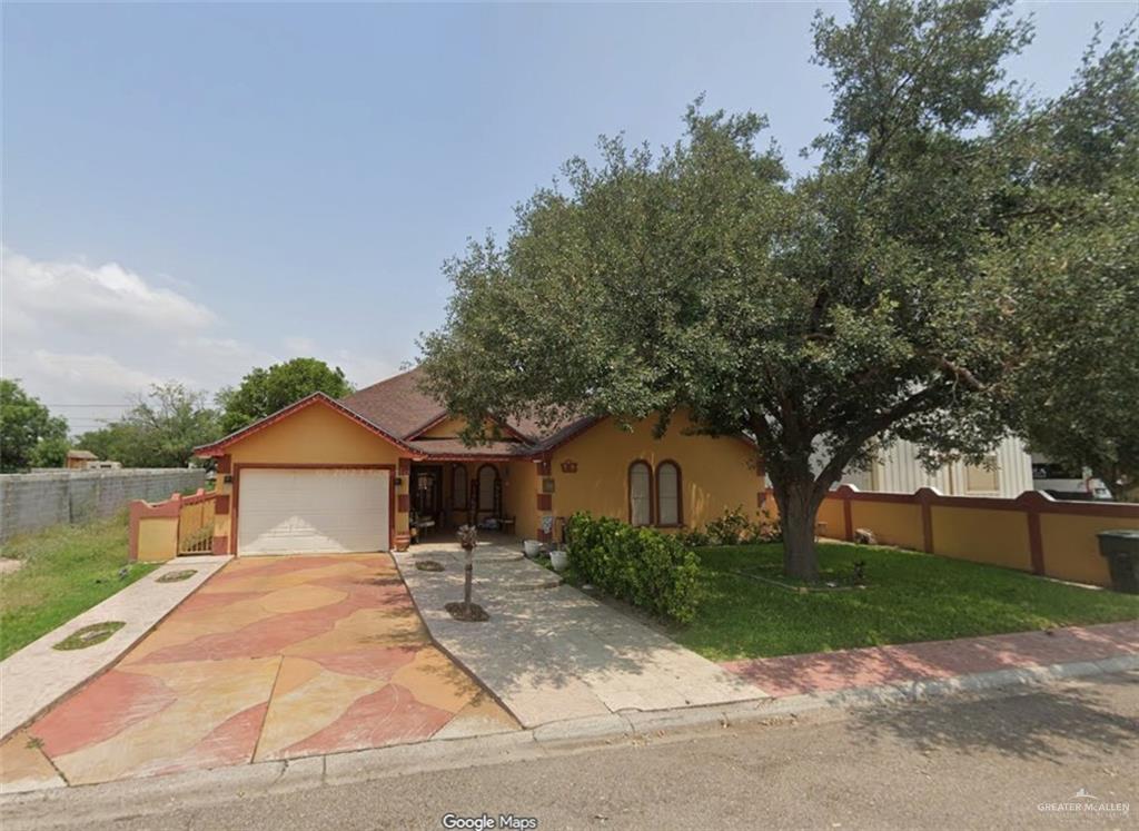 Photo 1 of 380 Jazmin Avenue, Roma
