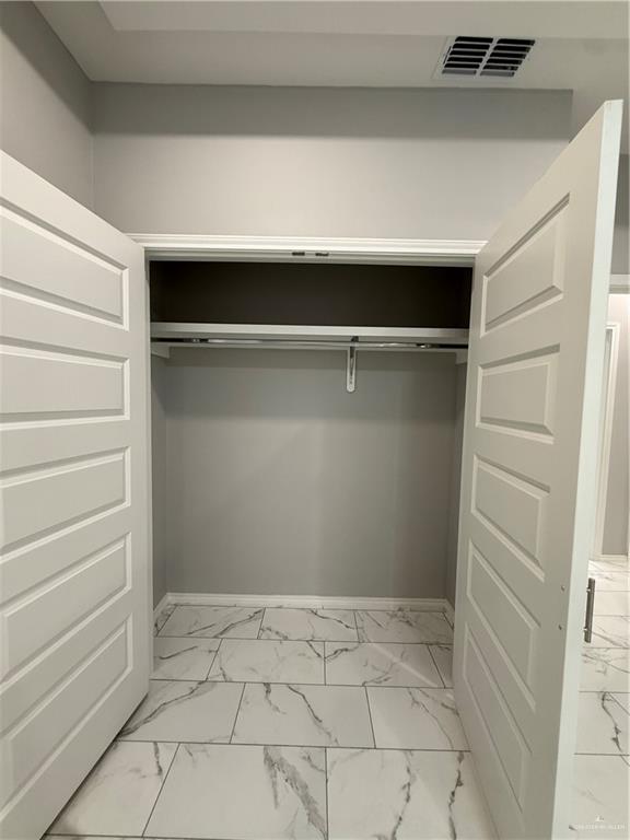 Photo 10 of 2113 Elsham Avenue #3