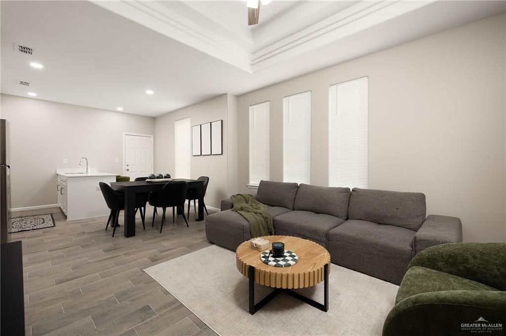 Photo 8 of 2504 Harrison Avenue #4
