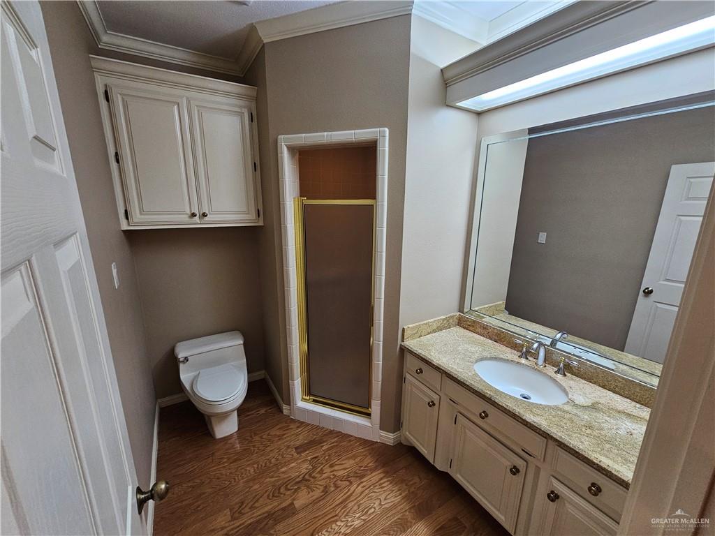 Photo 18 of 1225 Peking Street